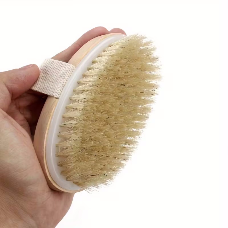 Cepillo corporal de cerdas de  - Skincare B Erl reseña y precio